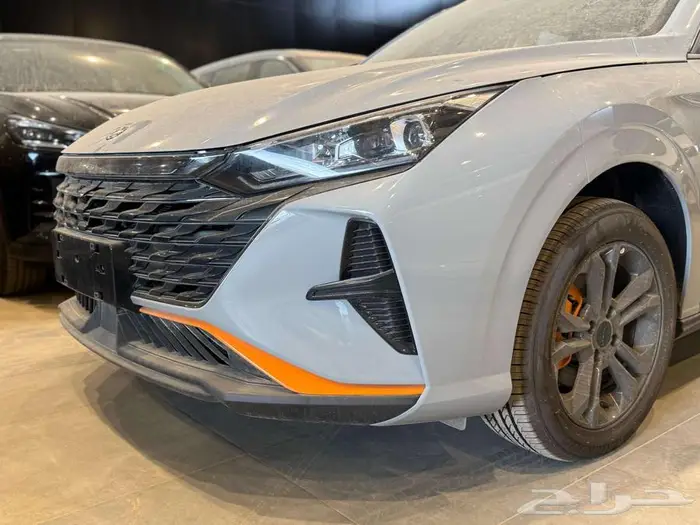 دونغ فينغ شاين E1 2025 4