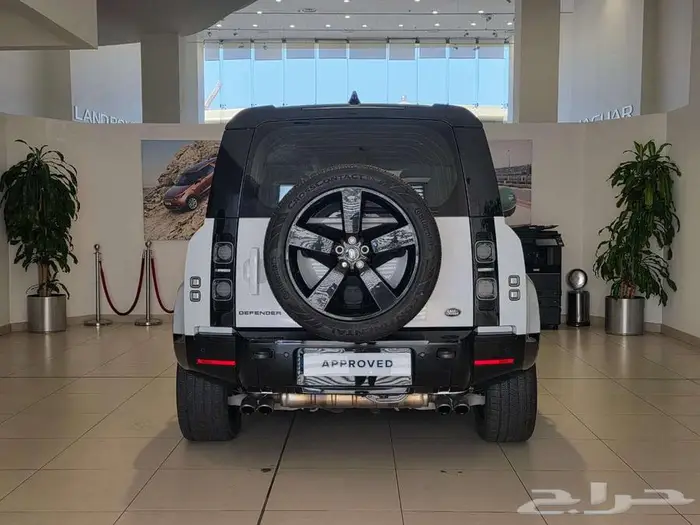Land Rover Defender 110 XV8 525PS - 2023 4
