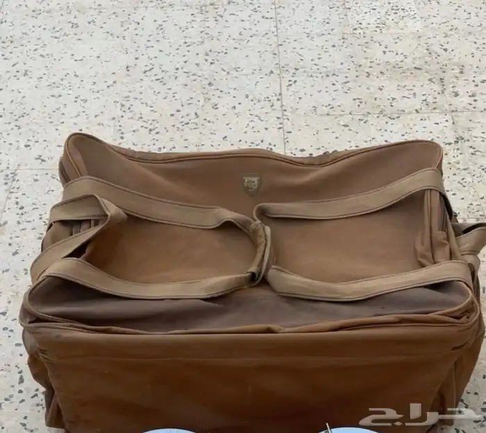 للبيع 5 شنطه عزبه فاضيه 0