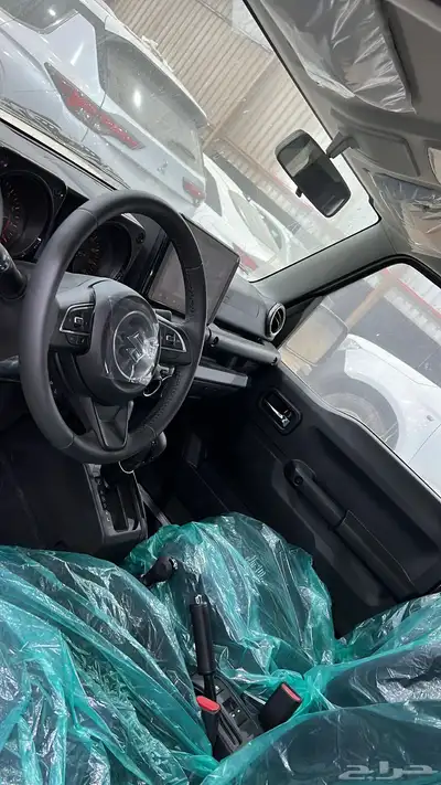 سوزوكي جمني 2025 GLX توماتيك 5 ابواب ب 88500 شامل عرض خاص 4