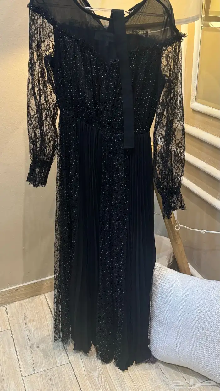 فستان من ابيكول 0