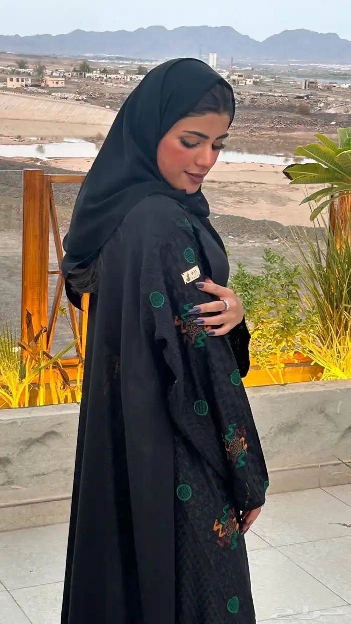 مشروع عبايات 12