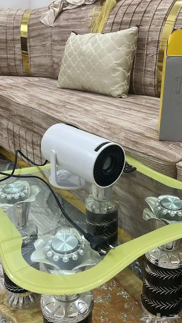 بروجكتر HY300 3