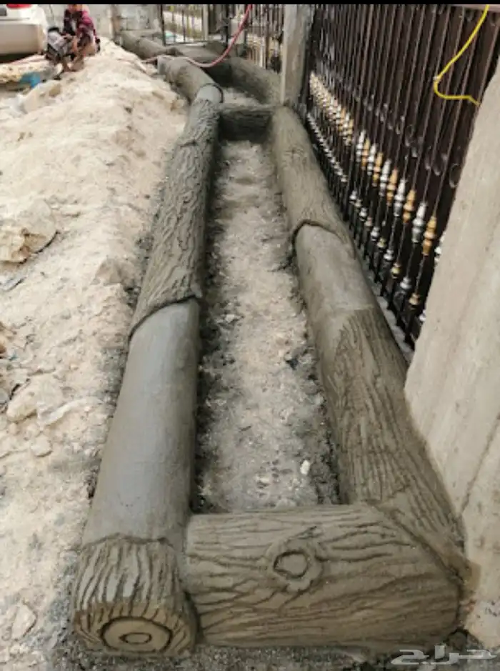 فني تنسيق الحدائق 83