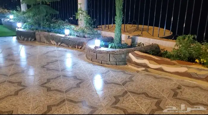 فني تنسيق الحدائق 71