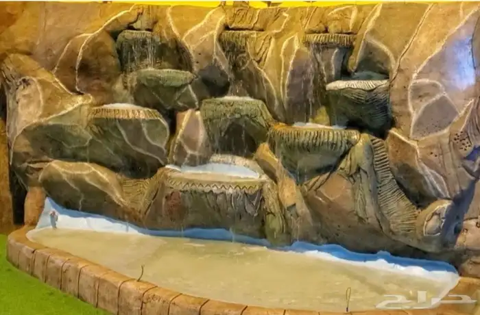 فني تنسيق الحدائق 70