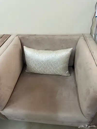 كنب Lحد بيعه 700 ريال 5