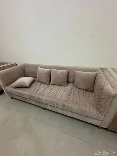 كنب Lحد بيعه 700 ريال 2