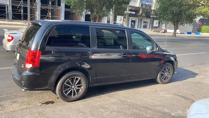 دودج كارفان dodge grand caravan 2018 1