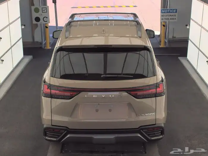 لكزس LX700 الجديد 2025 إصدار Overtrail 3
