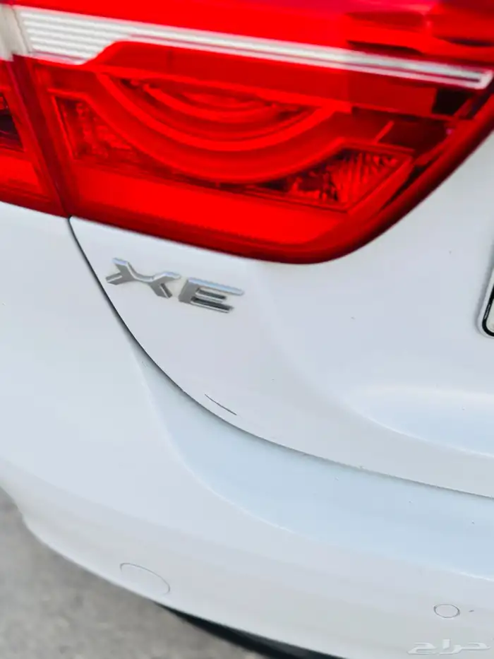 جاكوار XE موديل 2017 24