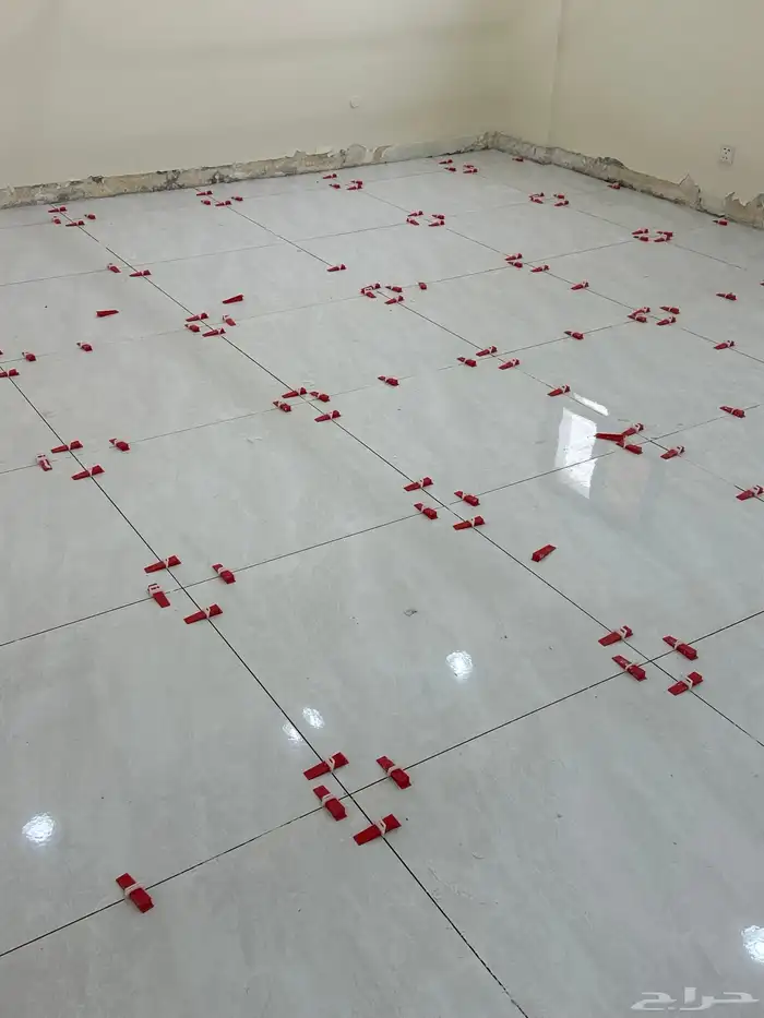 مبلط بلاط سراميكك علي مبلط سيراميك 0