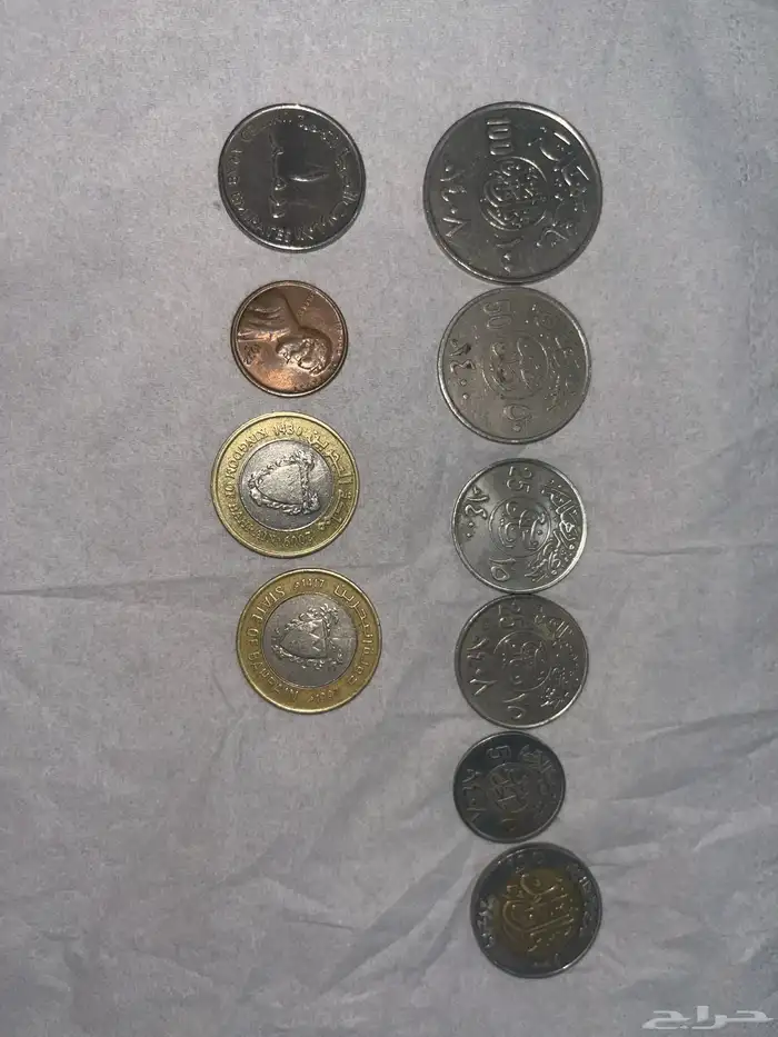 عملات معدنية و عملات ورقية قديمة 0