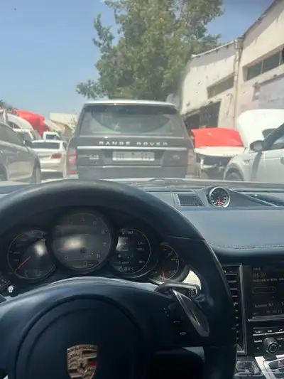 بورش باناميرا موصفات خاصة ولون مميز او للبدل 4