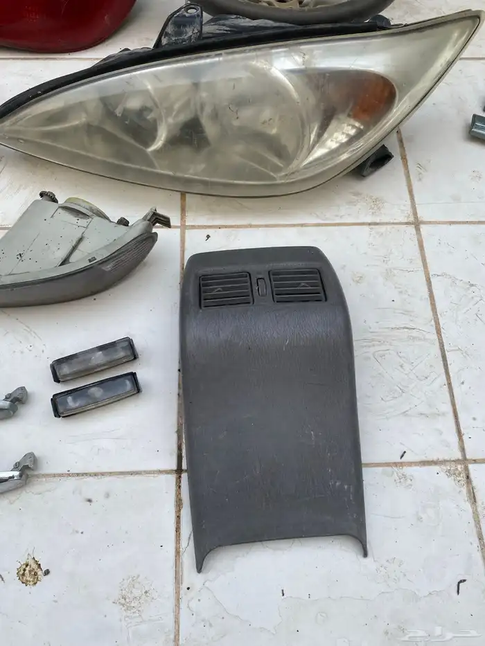 قطع كامري منوعه موديل 98 الى 2002لين 2006 مسجل بلتوث 2012 5