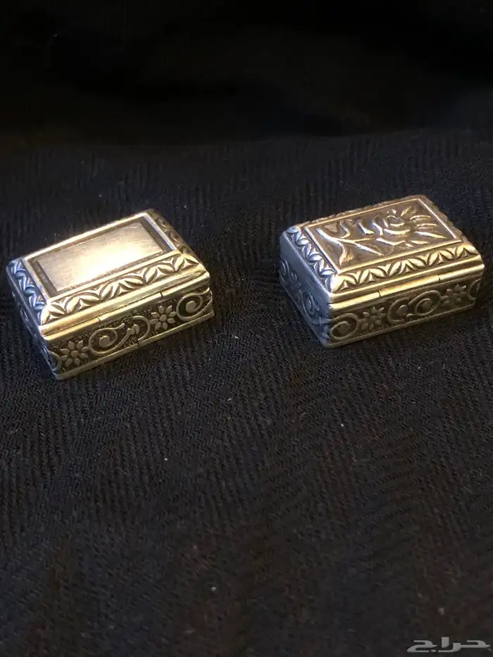 (تم البيع) صندوقين صغيرين من الفضة مختومة 5