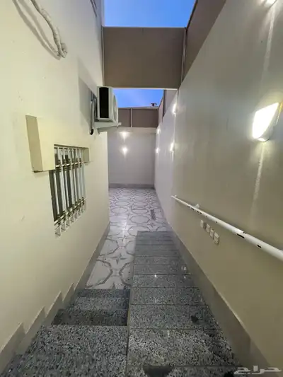 محجوزه فل لكزس شقه للايجار شهري مؤثثه بحوش ومدخل خاص جديده 7