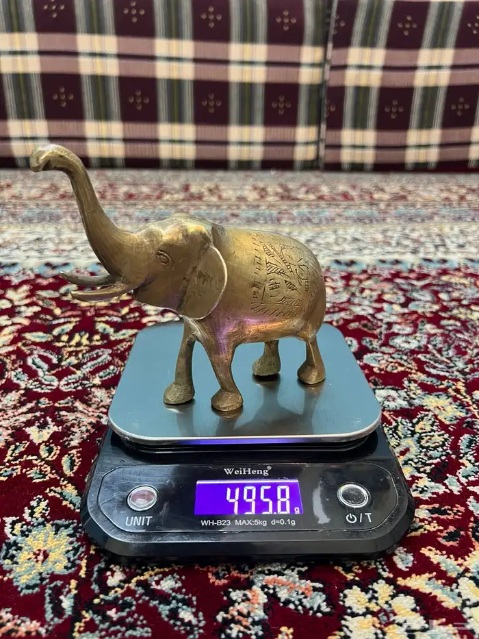 تمثال نحاس قديم 3