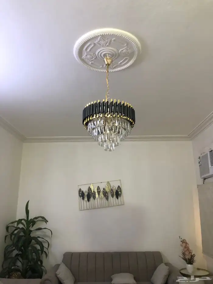 ثرياء للبيع 0