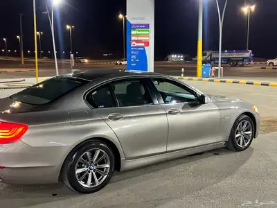 بي ام 2012 520 1