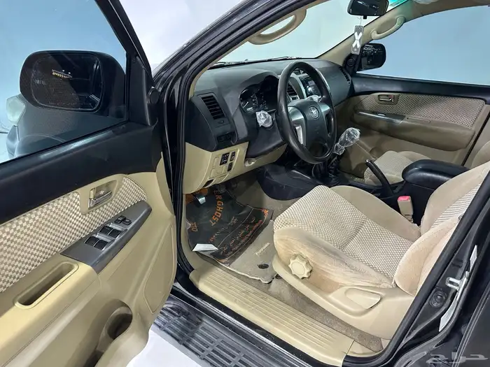 تويوتا فورتشنر 2014 v4 دبل قير عادي 13