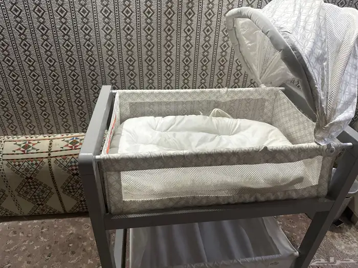 سرير شبه جديد 0