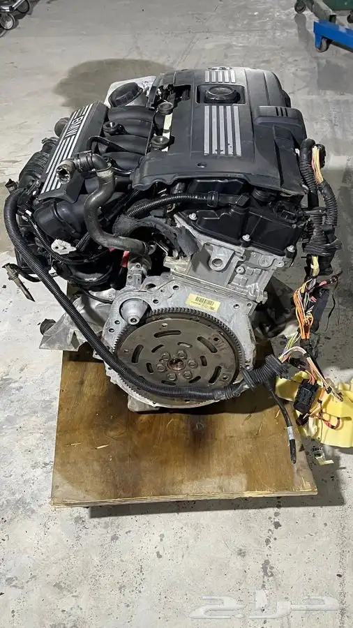 مكاين ومحركات bmw الفئة 7 52
