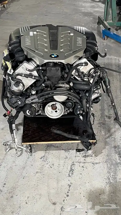 مكاين ومحركات bmw الفئة 7 63