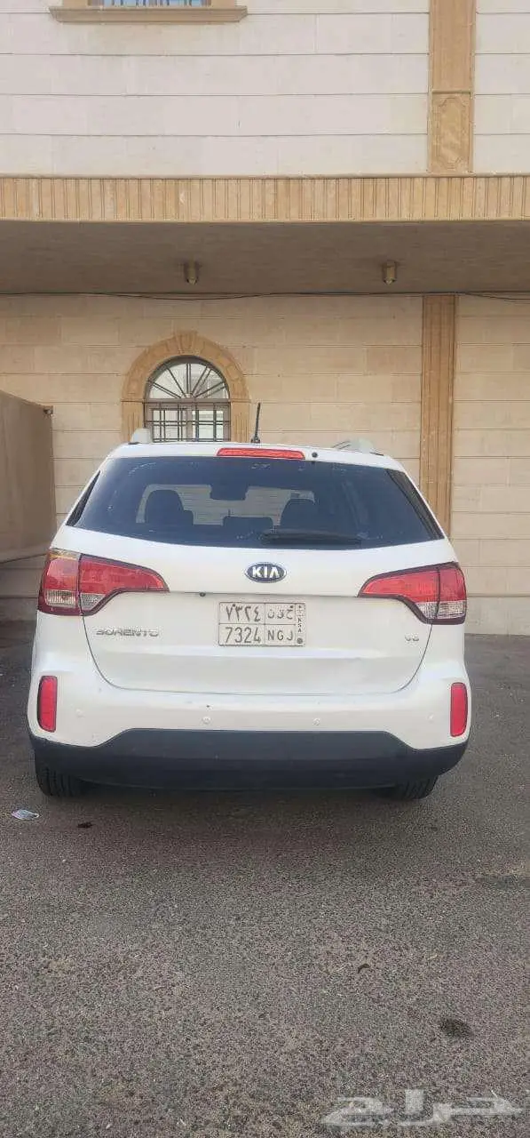 كيا سورينتو 2015 2