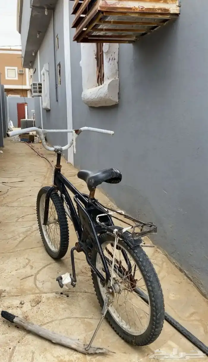 سيكل ارمبو للبيع الكفر الي قدام ولي ورا الستك مفقوع ا 0