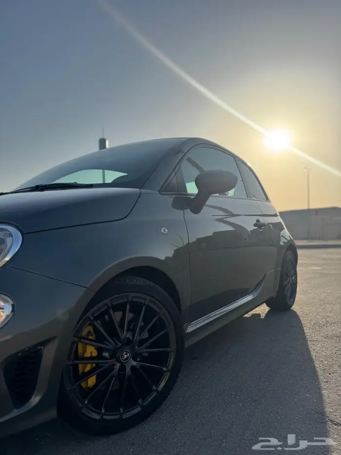 فيات أبارث 695 اصدار خاص ABARTH 1