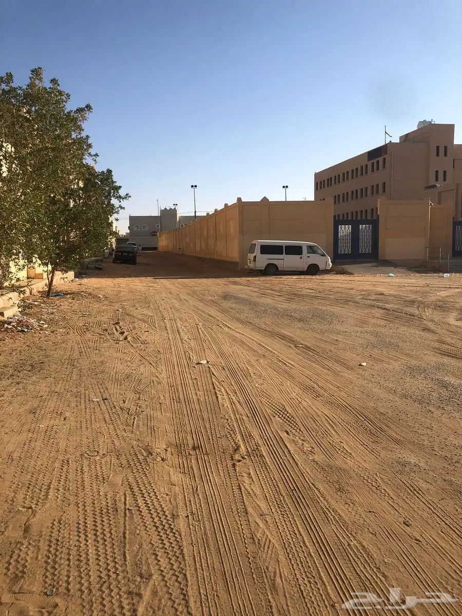 بقاله للبيع حي مشعل أ أمام مدرسه عيال 1