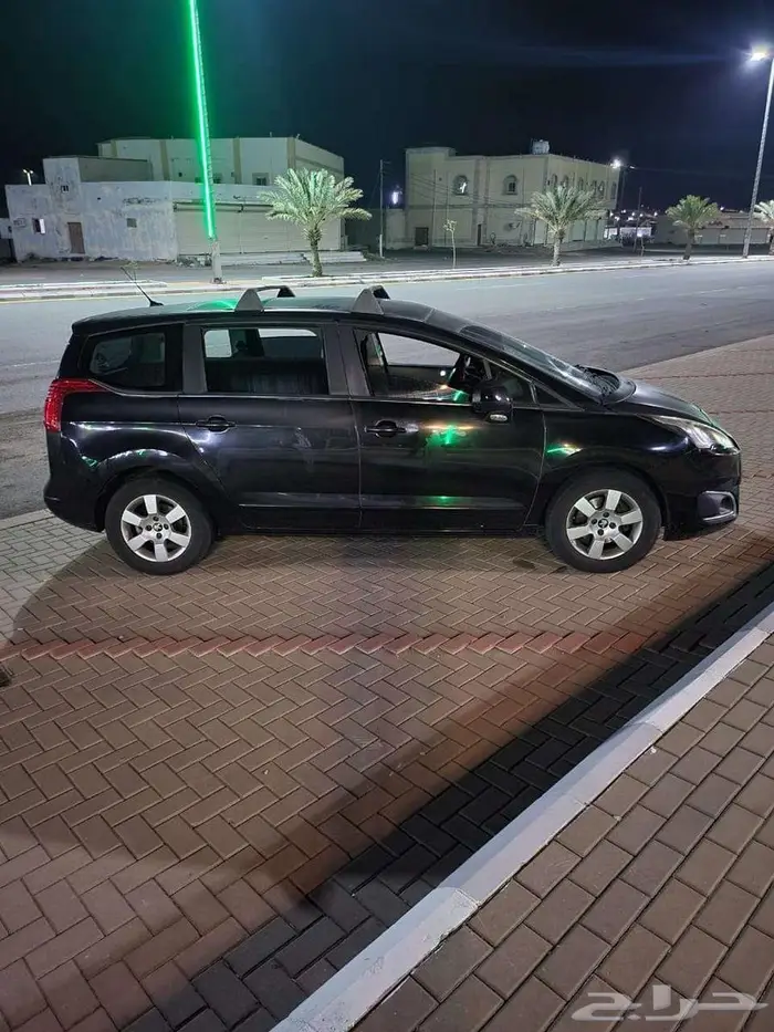 بيجو 5008 مودبل 2015 ممشي 87000 فقط شبه جديدة 0