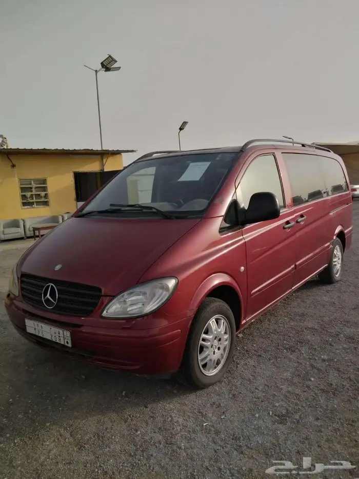 للبيع سيارة مرسيدس فان موديل 2006 بمعرض البيان المطور 2