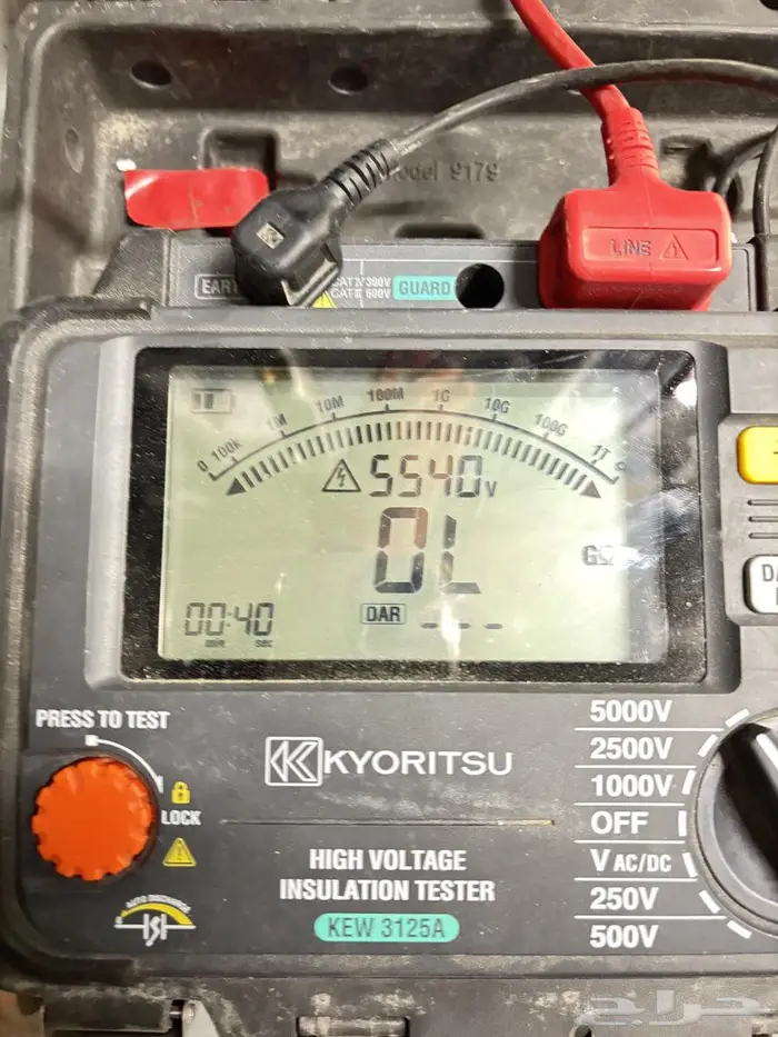 فني ومقاول جهد متوسط ومنخفض ومحولات 3