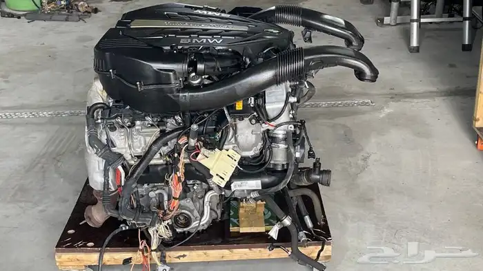 مكاين ومحركات bmw الفئة 7 40