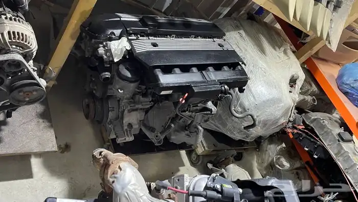 مكاين ومحركات bmw الفئة 7 8