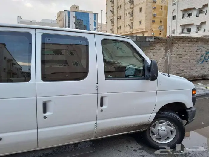 فورد فان موديل 2013 7