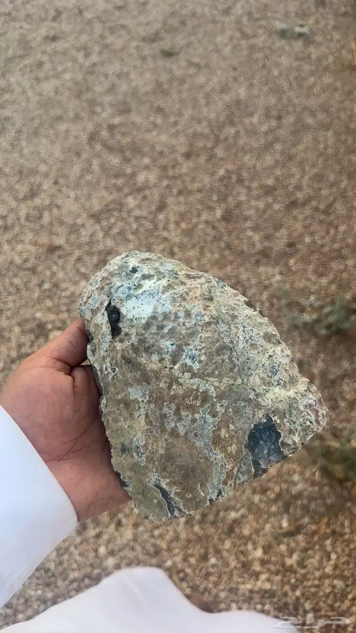 حجر كريم 0