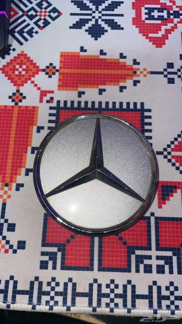 علامة مرسيدس 220 3