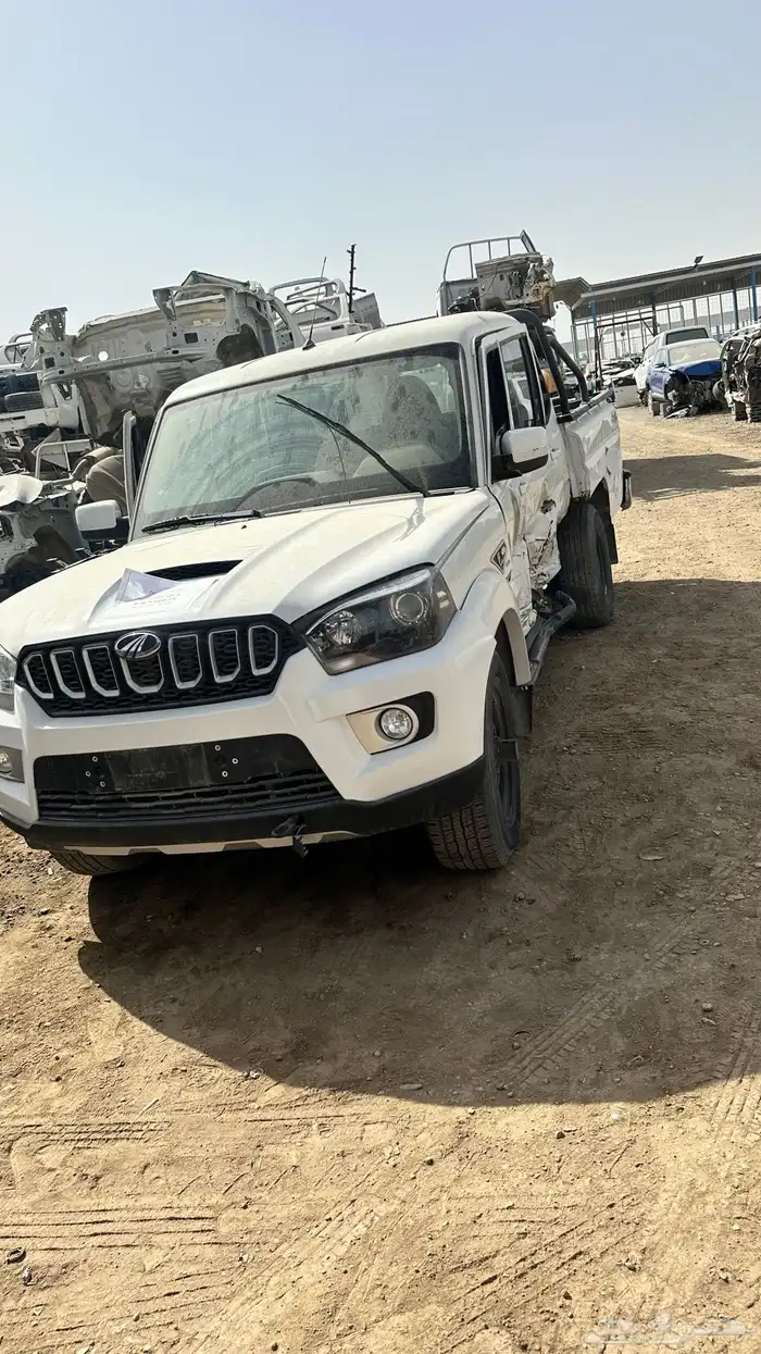 ماهيندرا. هندي 2023. 1