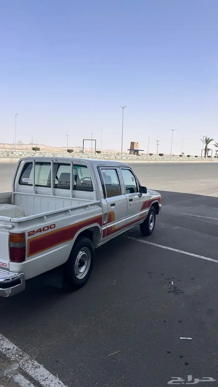 هايلكس الموديل 86 عليها خط 88 موتر نظيف 0