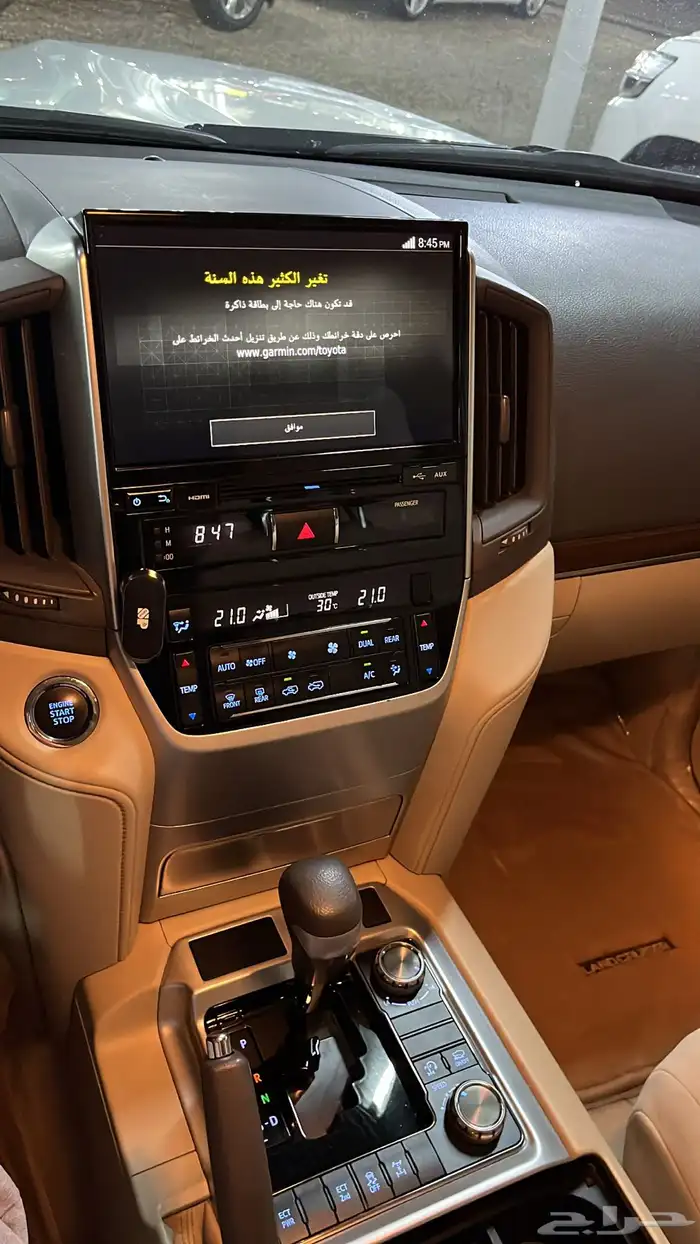 لاندكروزر2018 11