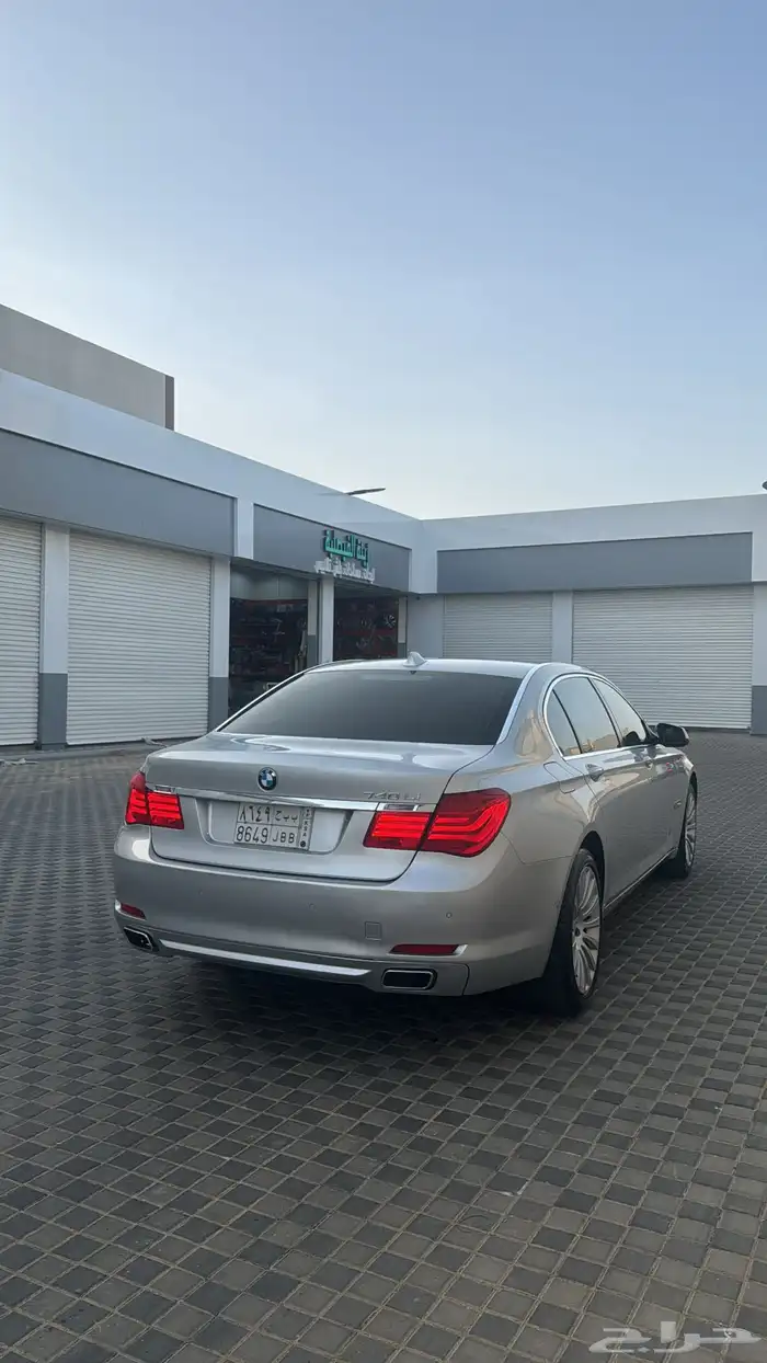 بي ام دبليو 730 3