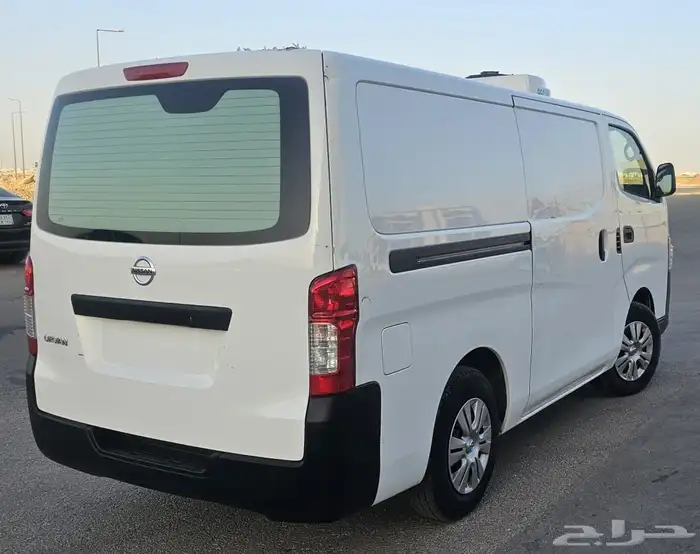 باص فان نيسان اورفان ثلاجه 2022 ديزل 4