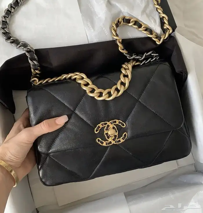 شنط شانيل وديور الاصليه 100 9