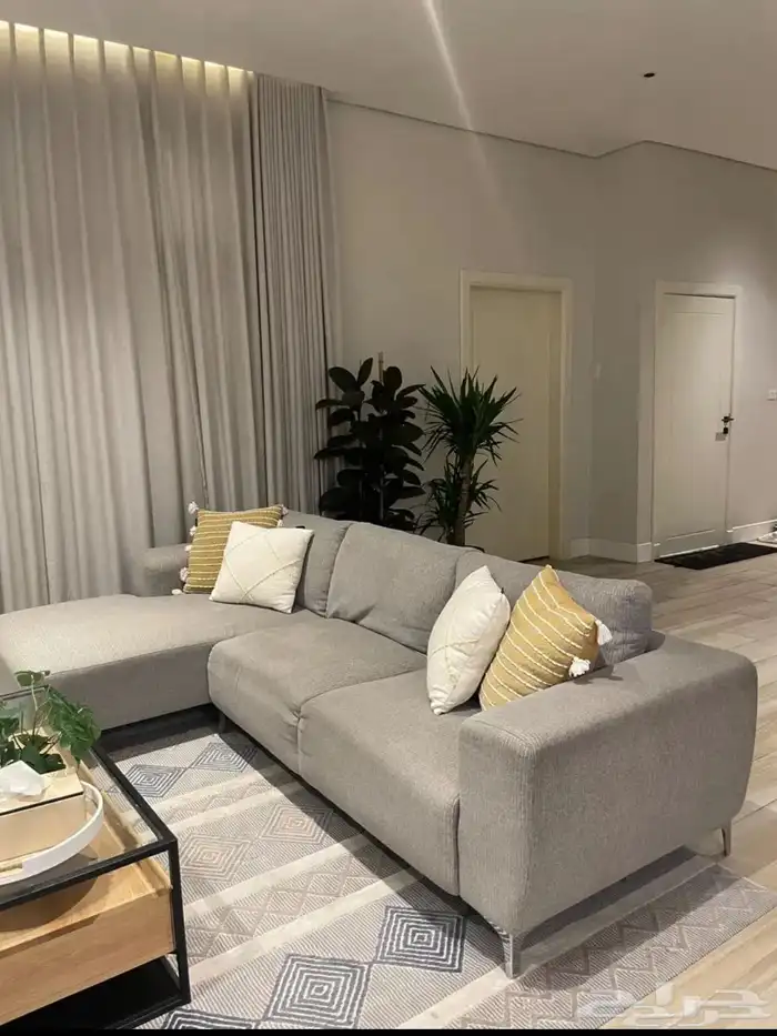 كنبة ركنية مودرن للبيع بسعر مناسب 0