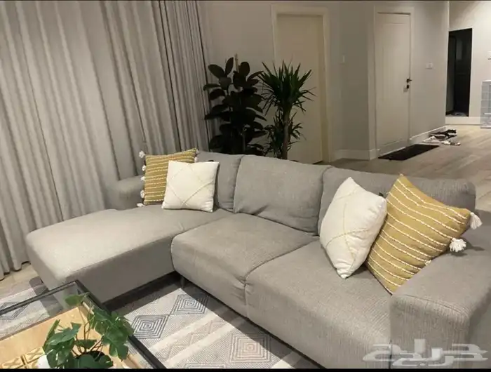 كنبة ركنية مودرن للبيع بسعر مناسب 1