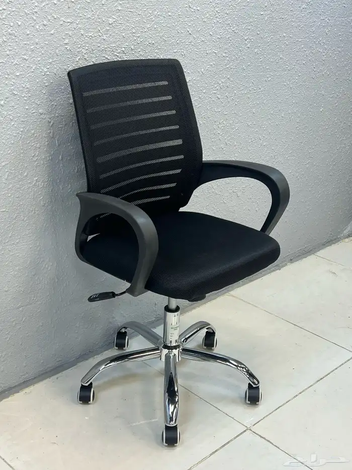 اثاث المكتبي متوفر في تصاميم جديدة و مميزة 10