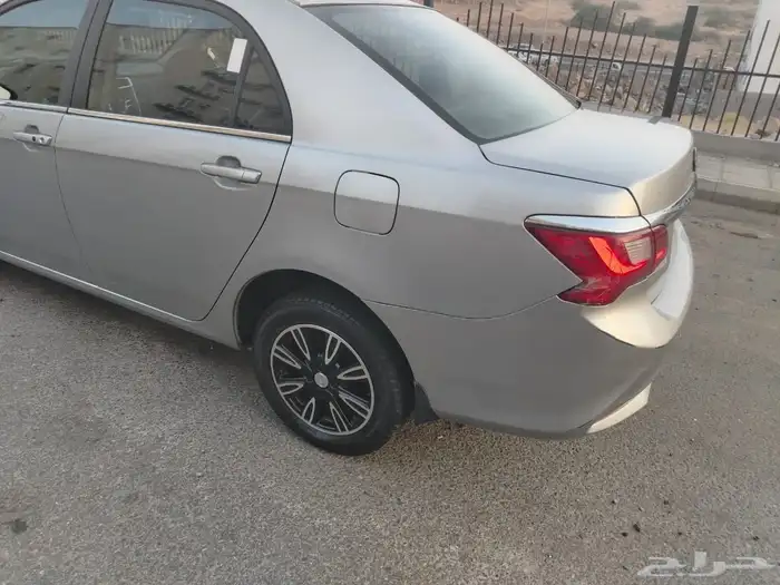 بي واي دي F3 اتوماتيك موديل 2022 2
